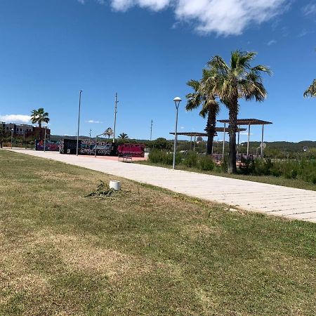 Apartamento Para 5 Personas Frente Al Mar Con Piscina Y Parking Cubelles Eksteriør bilde