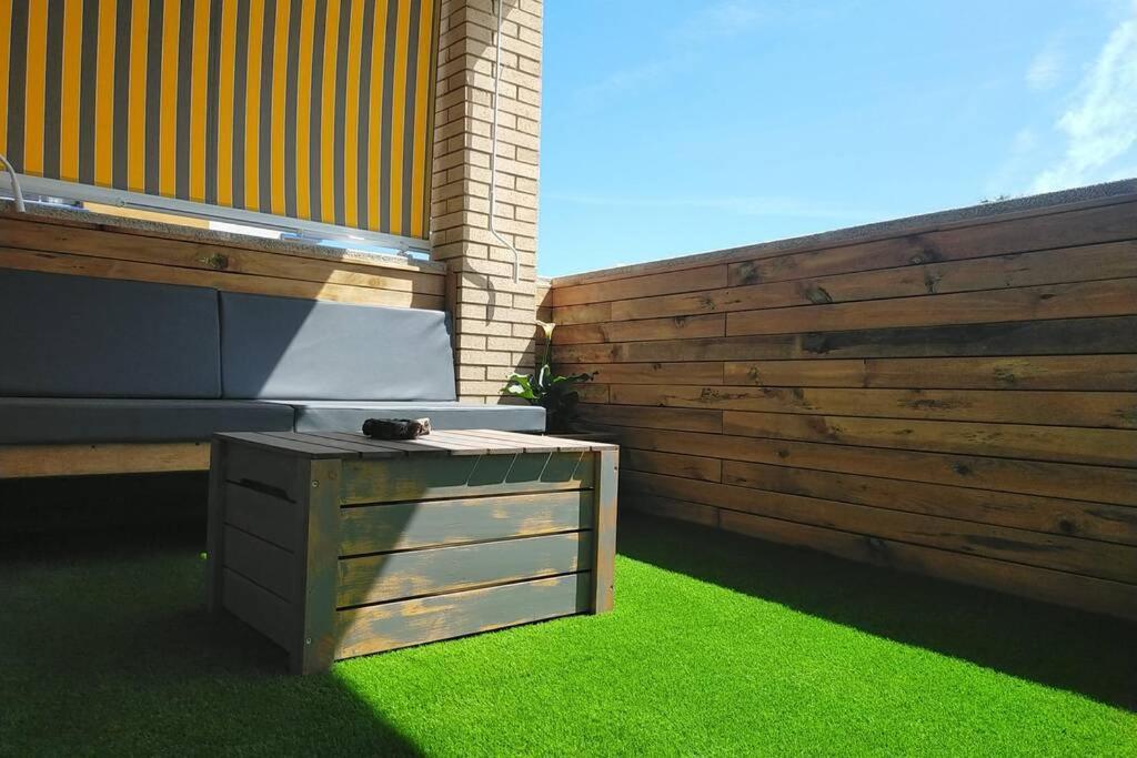 Apartamento Para 5 Personas Frente Al Mar Con Piscina Y Parking Cubelles Eksteriør bilde