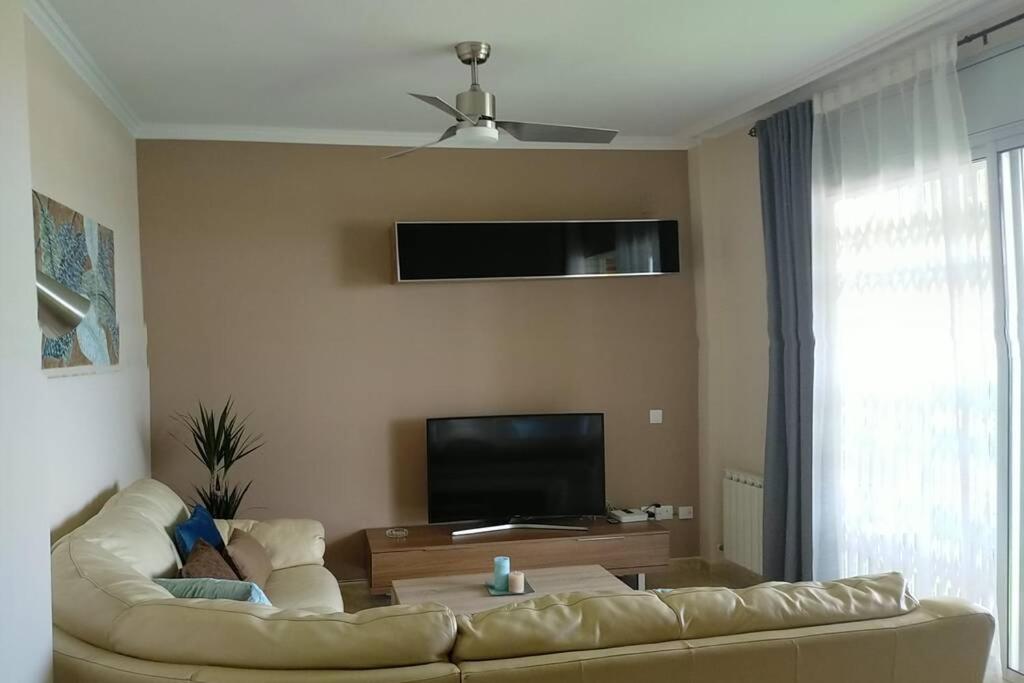 Apartamento Para 5 Personas Frente Al Mar Con Piscina Y Parking Cubelles Eksteriør bilde
