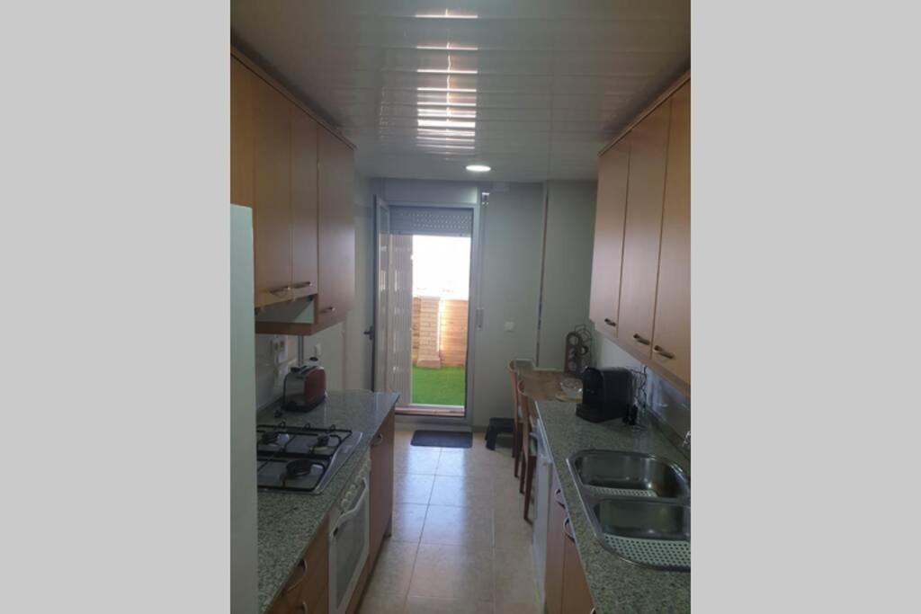 Apartamento Para 5 Personas Frente Al Mar Con Piscina Y Parking Cubelles Eksteriør bilde