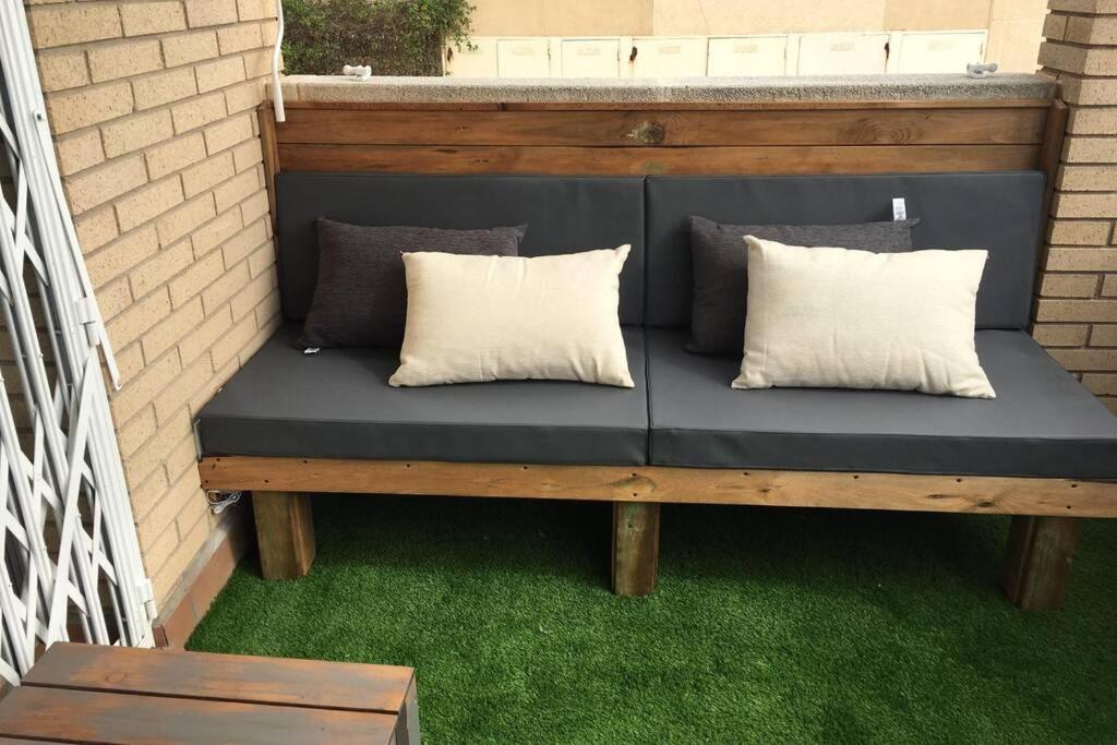 Apartamento Para 5 Personas Frente Al Mar Con Piscina Y Parking Cubelles Eksteriør bilde